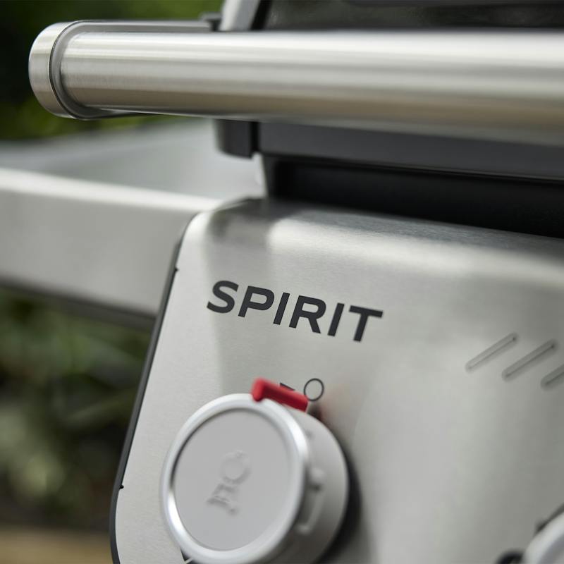 Spirit® E-425 Gas Barbecue with Plancha
